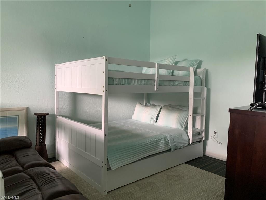 65 Emerald Woods Dr, Unit E8, Naples, FL 34108 Photo