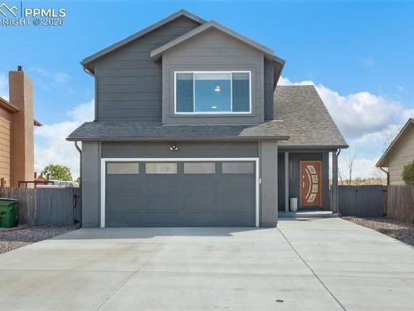 3875 Blazingwood Way, Colorado Springs, CO 80918