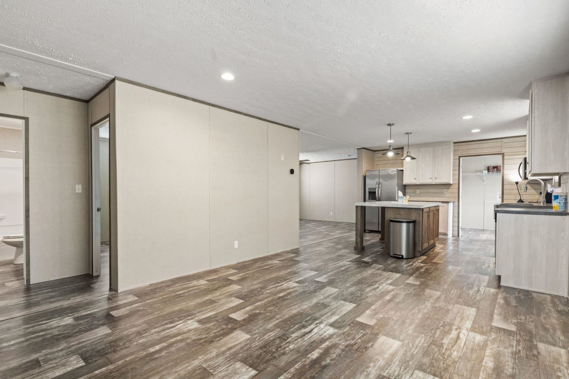 239 Air Stream Dr.  Photo 23