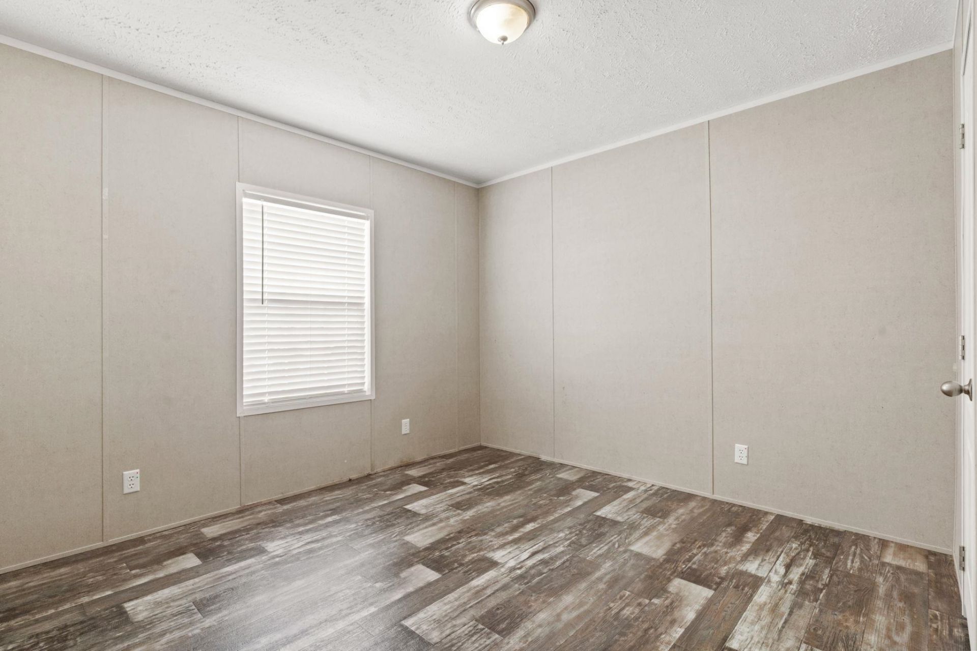 239 Air Stream Dr.  Photo 26