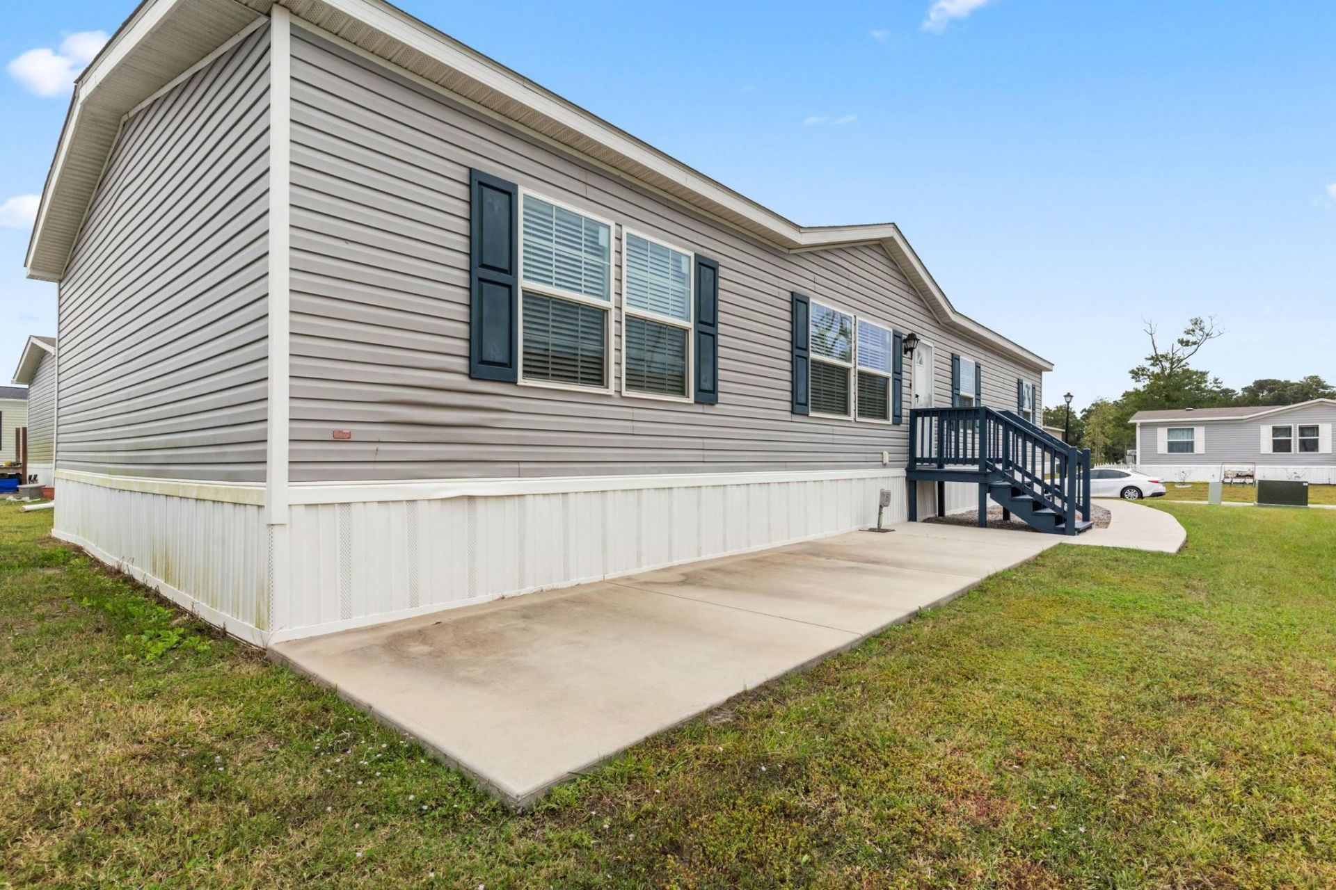 239 Air Stream Dr.  Photo 33