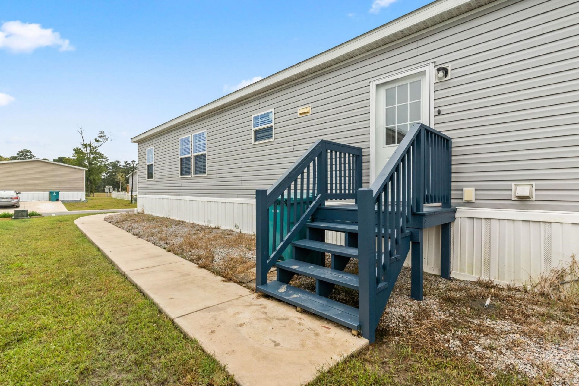 239 Air Stream Dr.  Photo 34