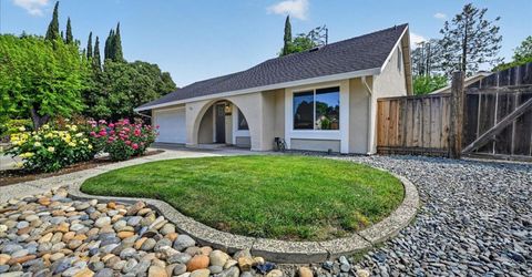 261 Yosemite Dr, Livermore, CA 94551 Photo