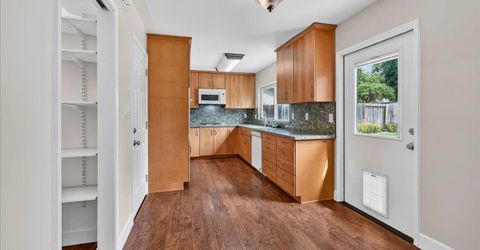 261 Yosemite Dr, Livermore, CA 94551 Photo