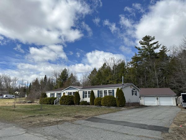 258 Birchwood Terrace , Pittsfield, ME 04967