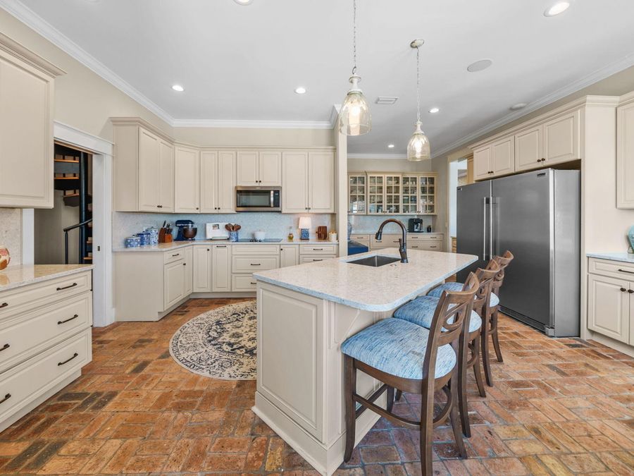 Property Image 37