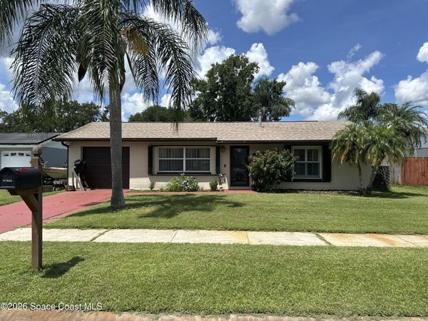 1530 E Powder Horn Road , Titusville, FL 32796