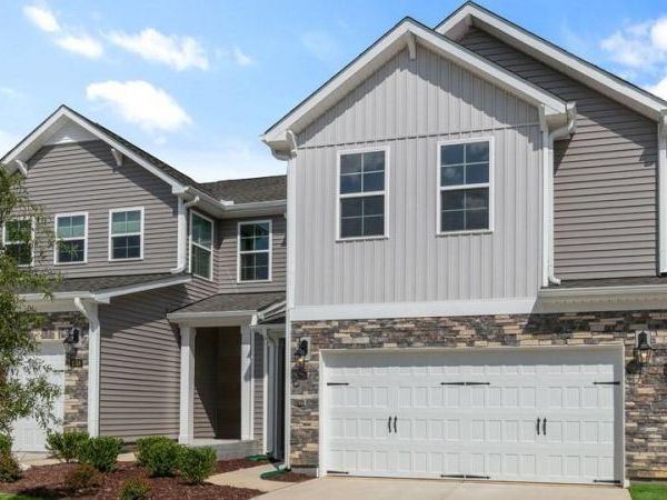138 Briarwood Lane , Bermuda Run, NC 27006