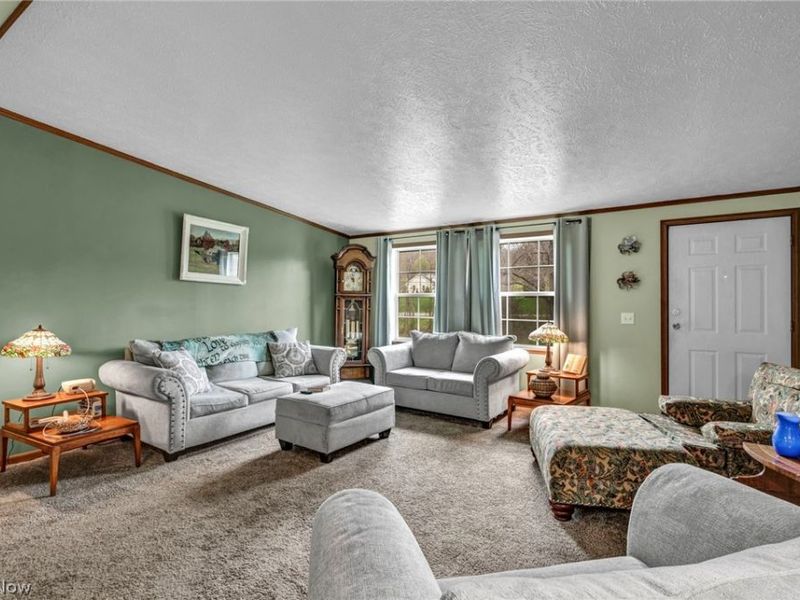 5500 Westbrook Street SE, Sandy, OH 44643 Photo 10