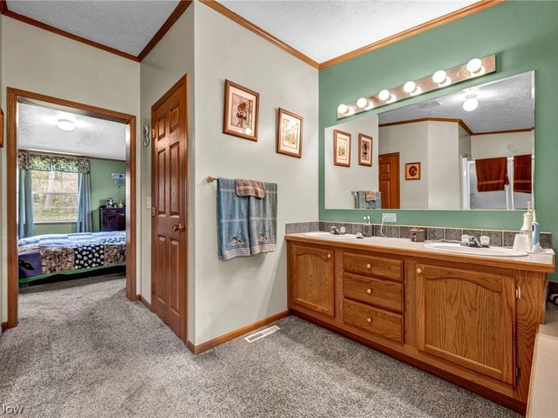 5500 Westbrook Street SE, Sandy, OH 44643 Photo 24