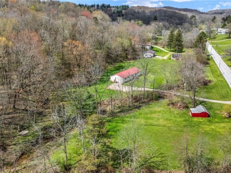 5500 Westbrook Street SE, Sandy, OH 44643 Photo 5