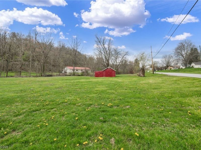 5500 Westbrook Street SE, Sandy, OH 44643 Photo 9