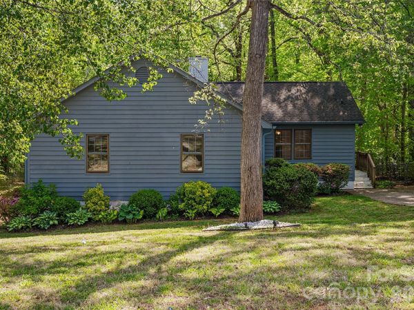 7201 Tall Tree Lane , Charlotte, NC 28214