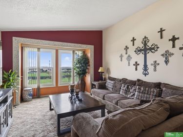 12727 W Dodge Road, Unit 375B, Omaha, NE 68154