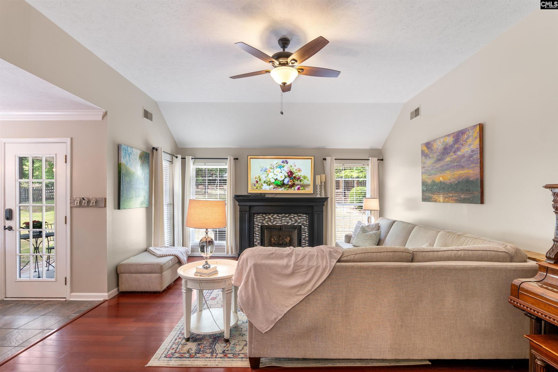 804 Cedar Break Court  Photo 7