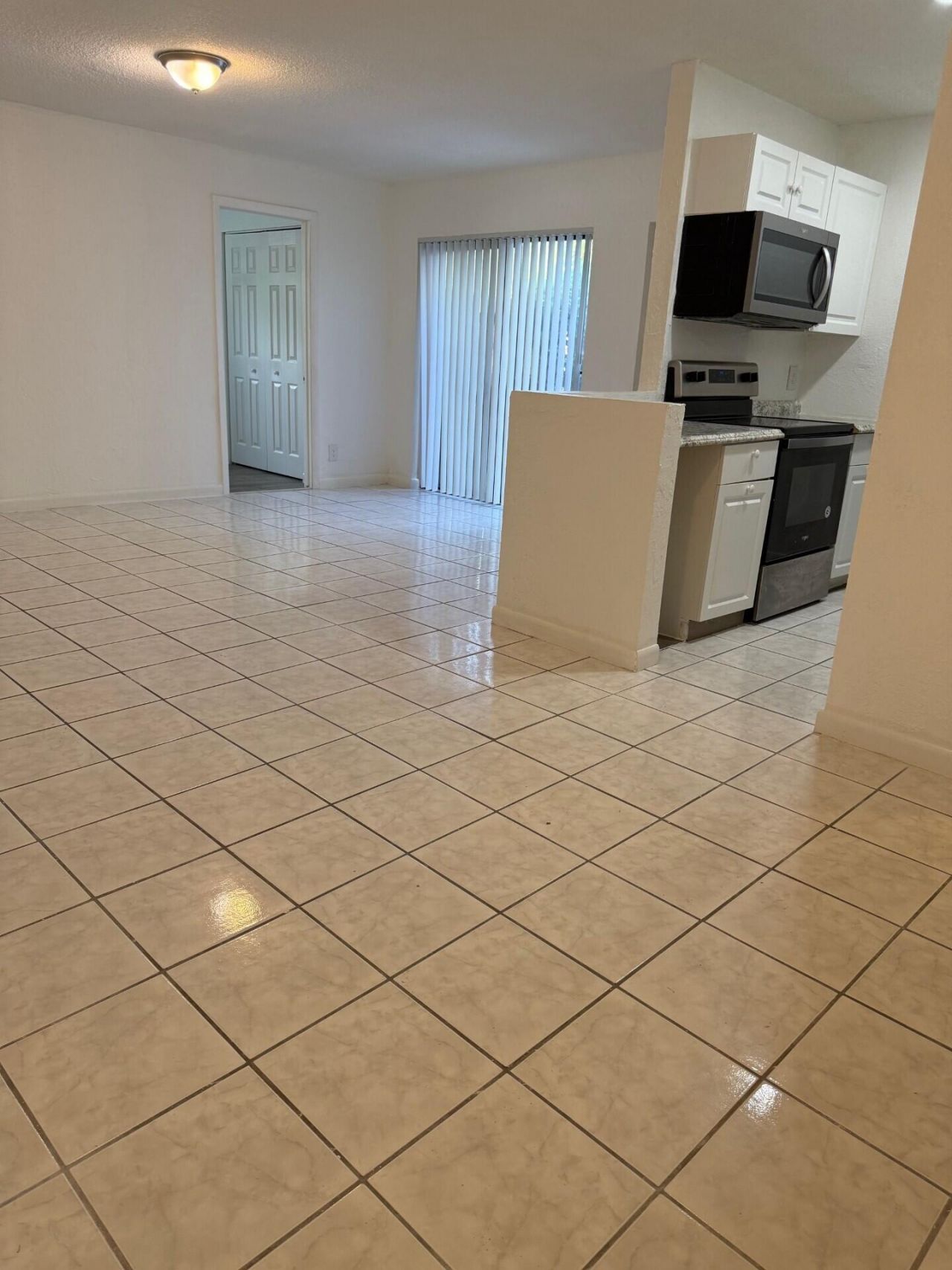 1 W Crossings Circle W, Unit C, Boynton Beach, FL 33435 Photo