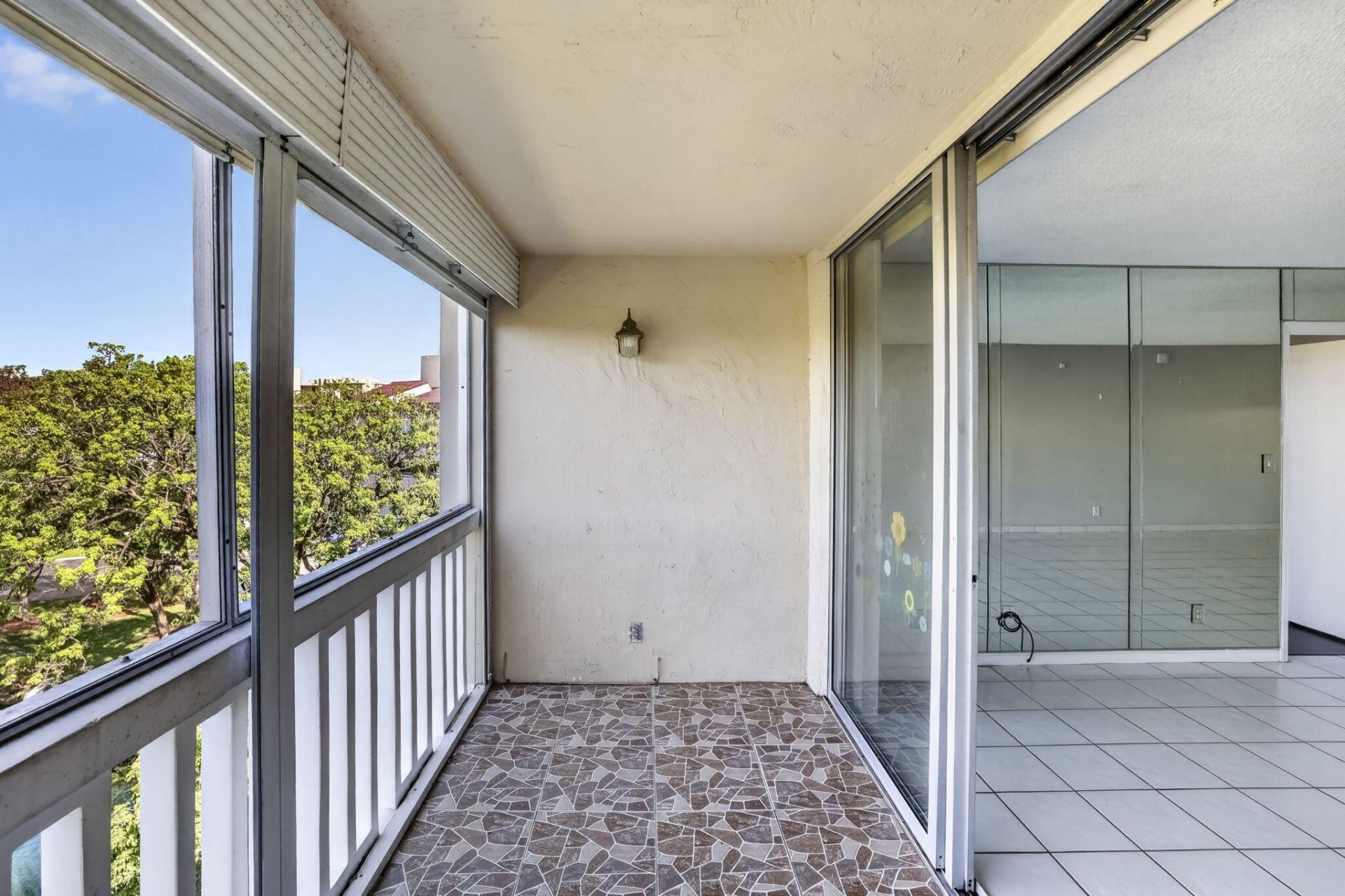 7011 Environ Boulevard, Unit 412, Lauderhill, FL 33319 Photo