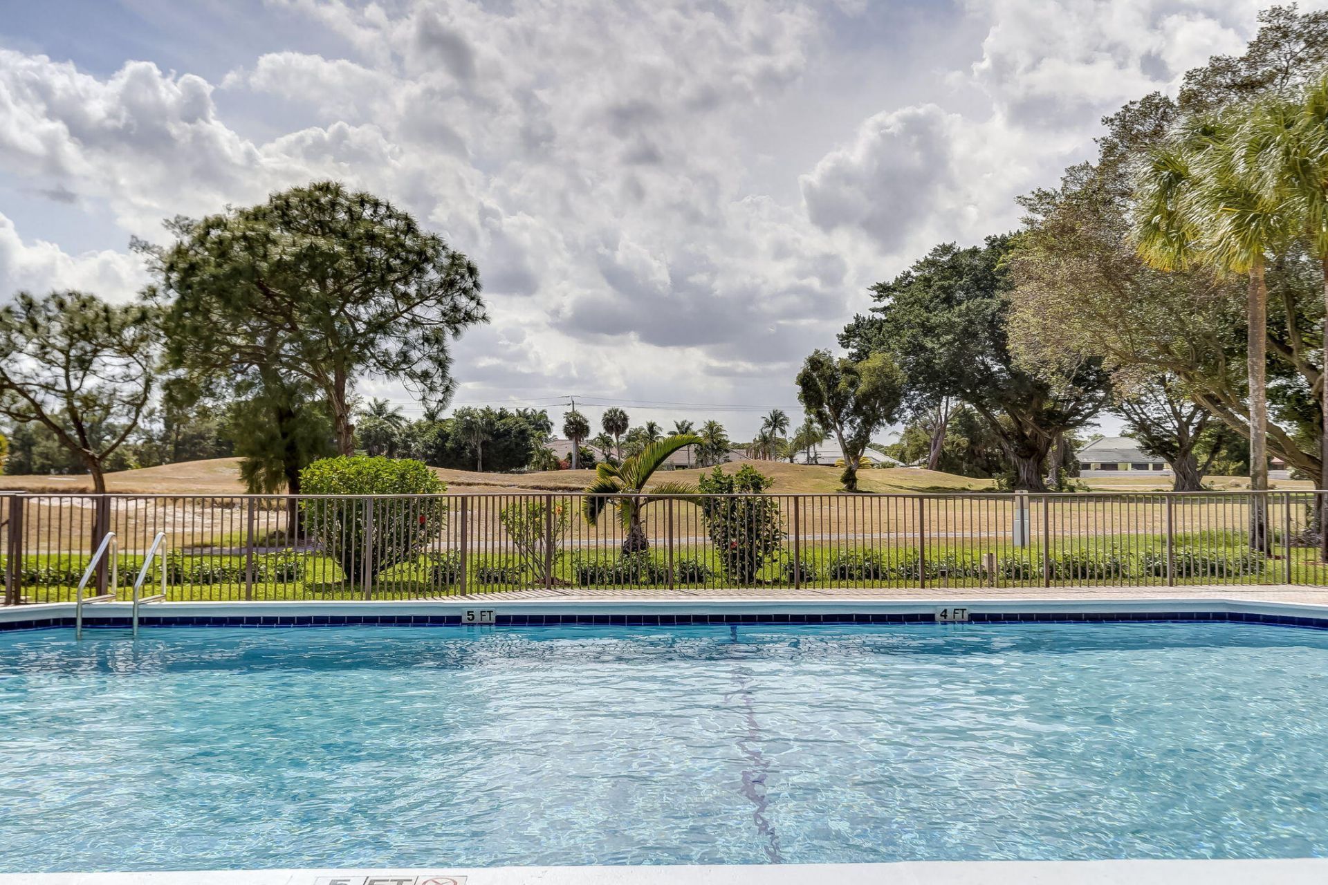 7011 Environ Boulevard, Unit 412, Lauderhill, FL 33319 Photo