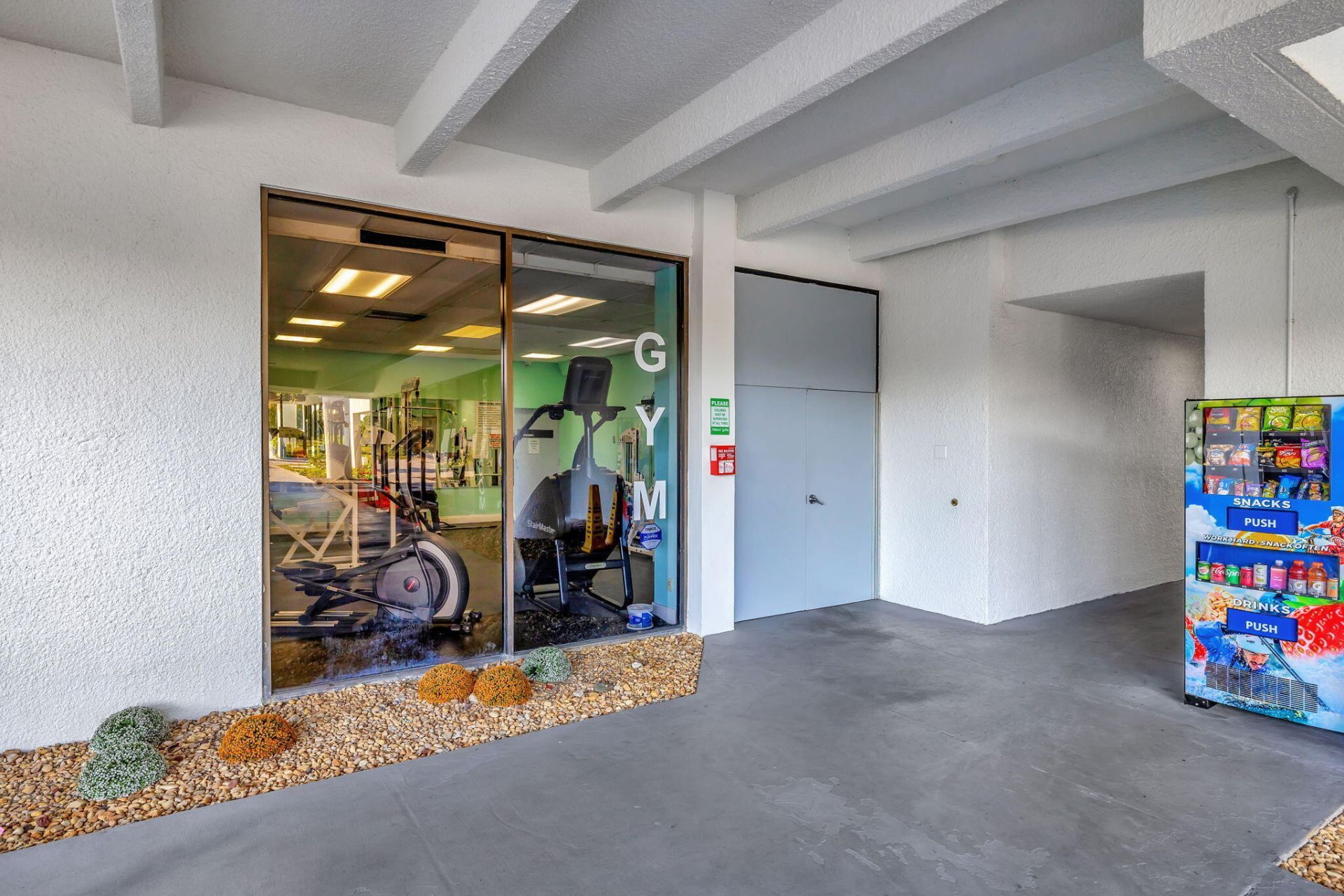 7011 Environ Boulevard, Unit 412, Lauderhill, FL 33319 Photo