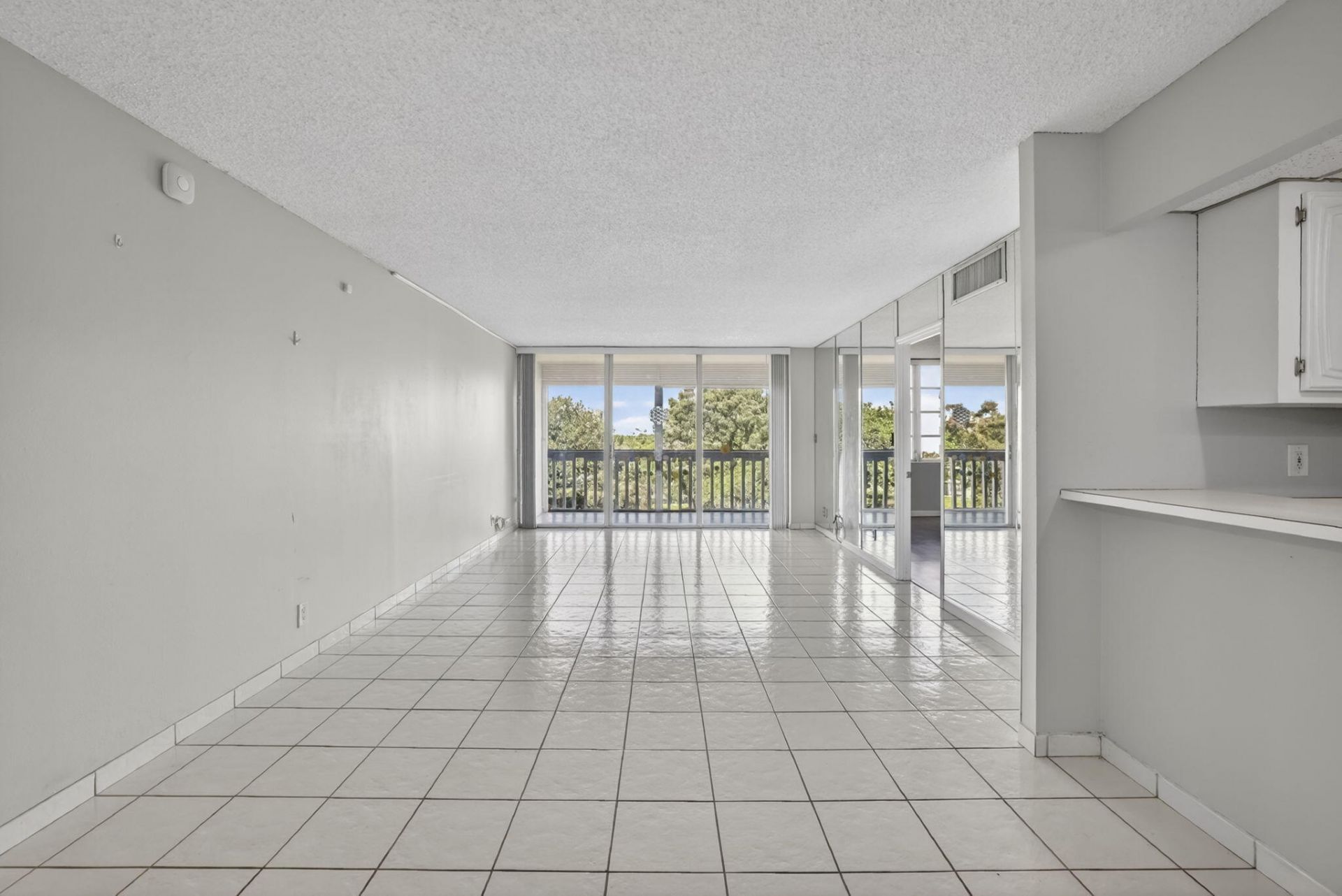 7011 Environ Boulevard, Unit 412, Lauderhill, FL 33319 Photo