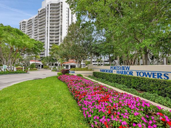 3640 Yacht Club Drive, Unit 1501, Aventura, FL 33180