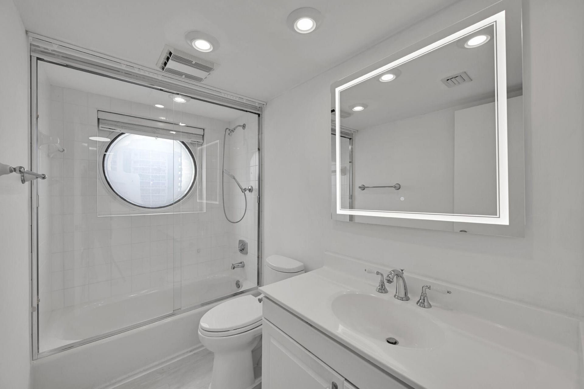 3640 Yacht Club Drive, Unit 1501, Aventura, FL 33180 Photo