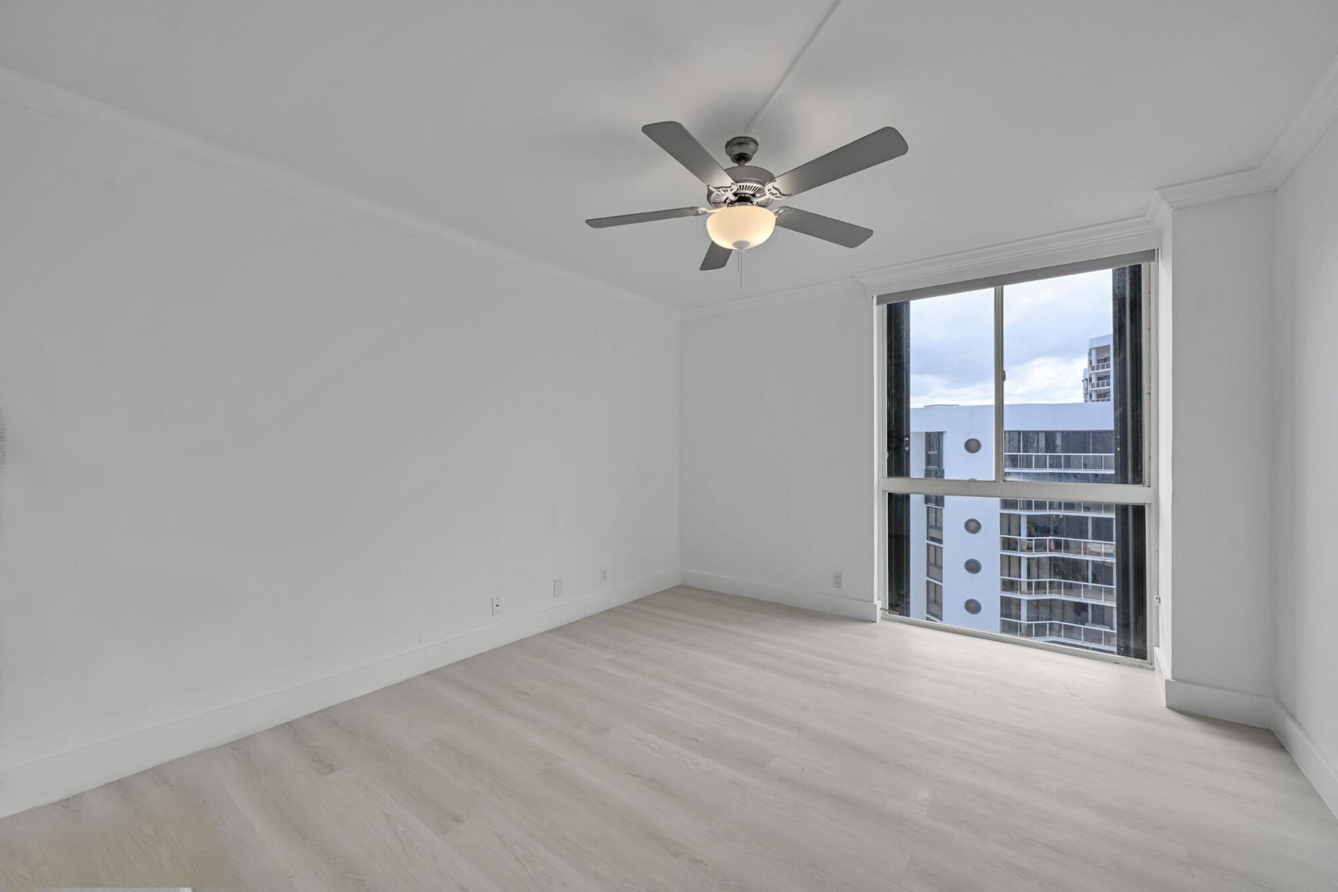 3640 Yacht Club Drive, Unit 1501, Aventura, FL 33180 Photo