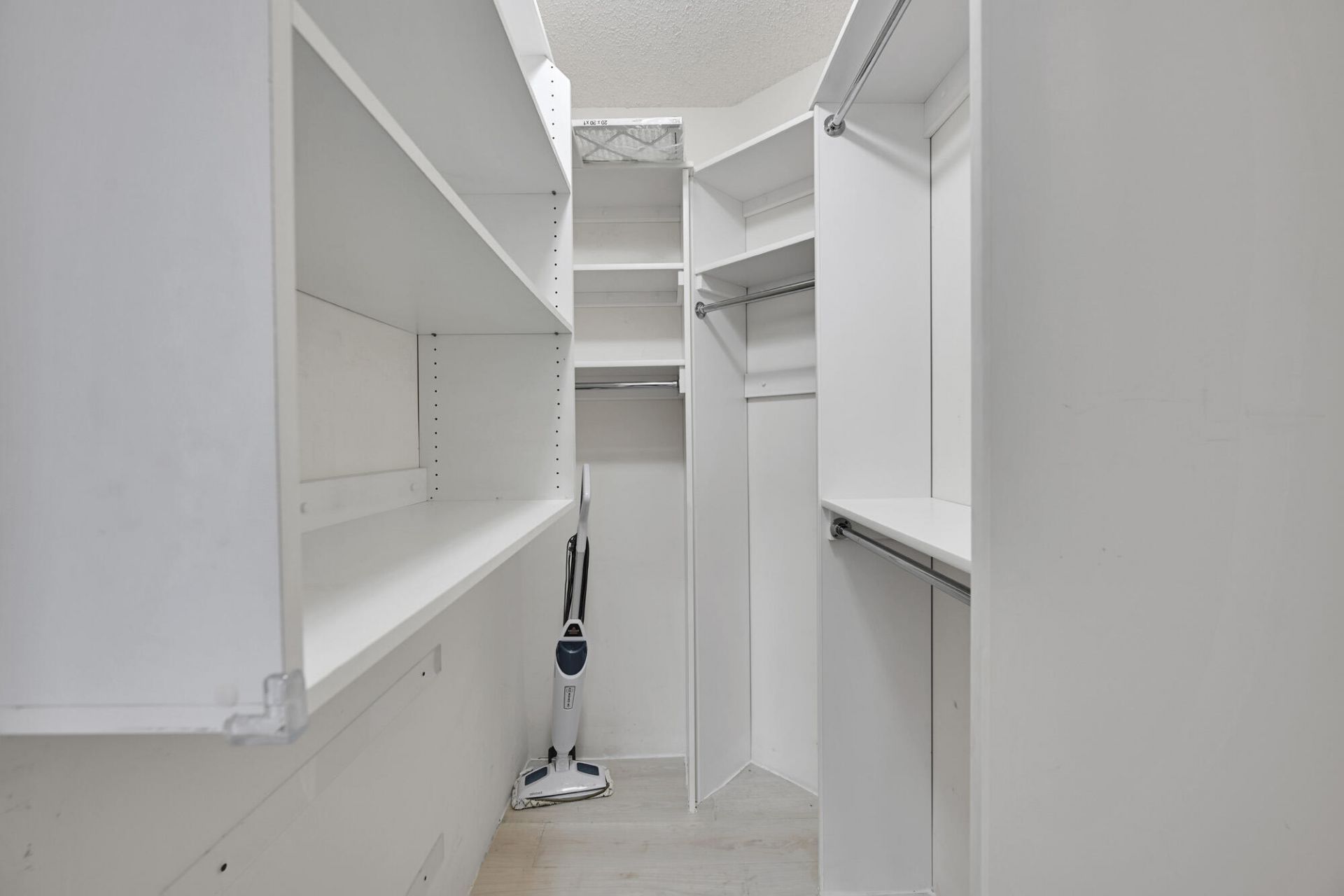 3640 Yacht Club Drive, Unit 1501, Aventura, FL 33180 Photo