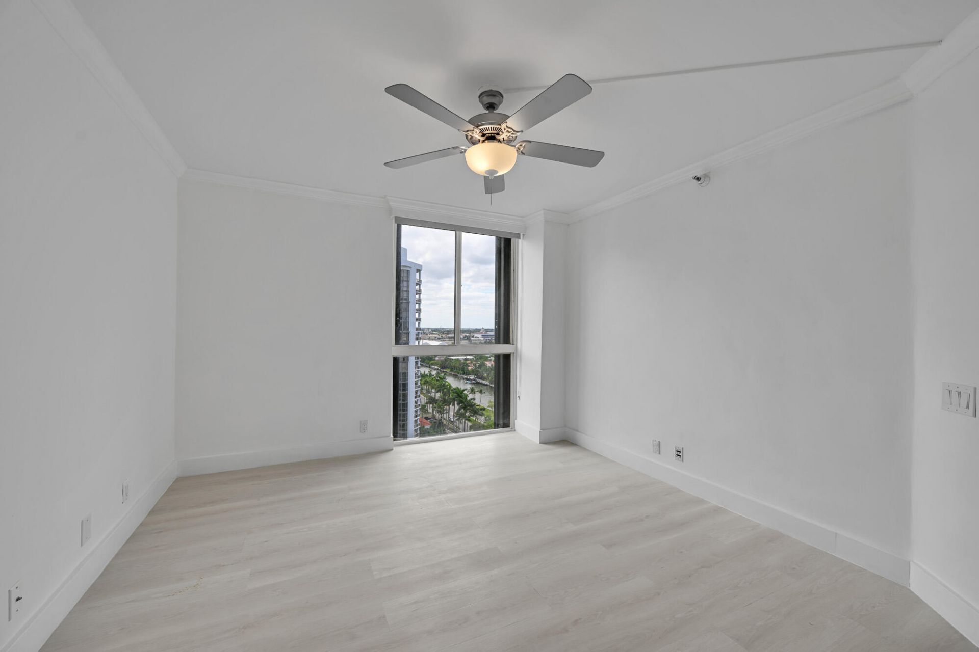 3640 Yacht Club Drive, Unit 1501, Aventura, FL 33180 Photo