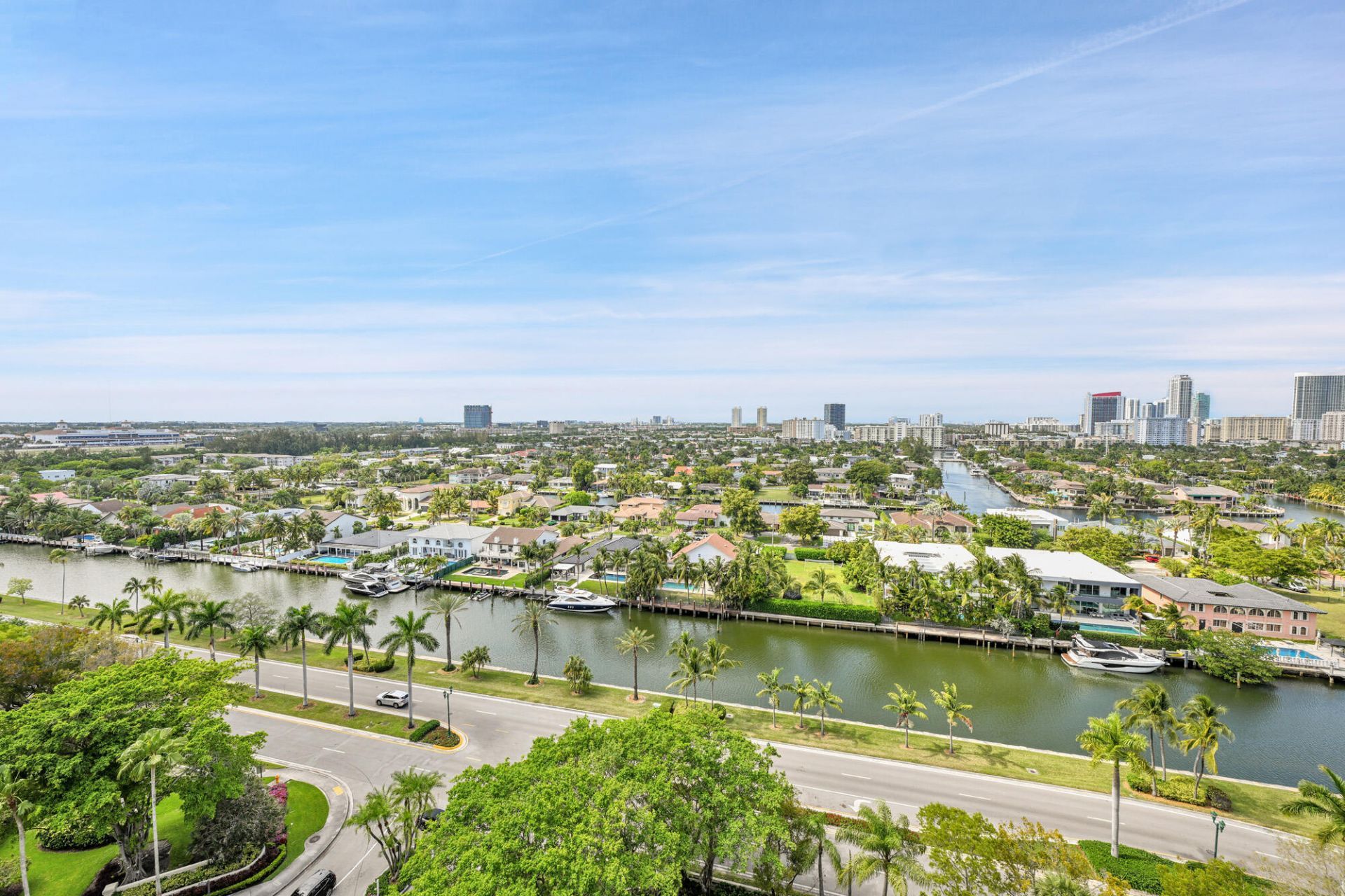 3640 Yacht Club Drive, Unit 1501, Aventura, FL 33180 Photo