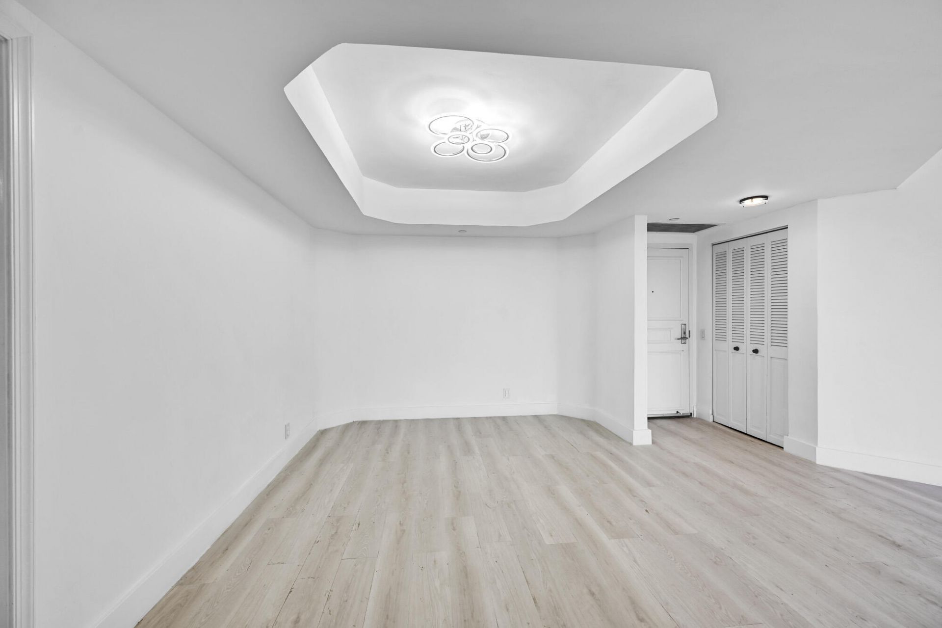 3640 Yacht Club Drive, Unit 1501, Aventura, FL 33180 Photo