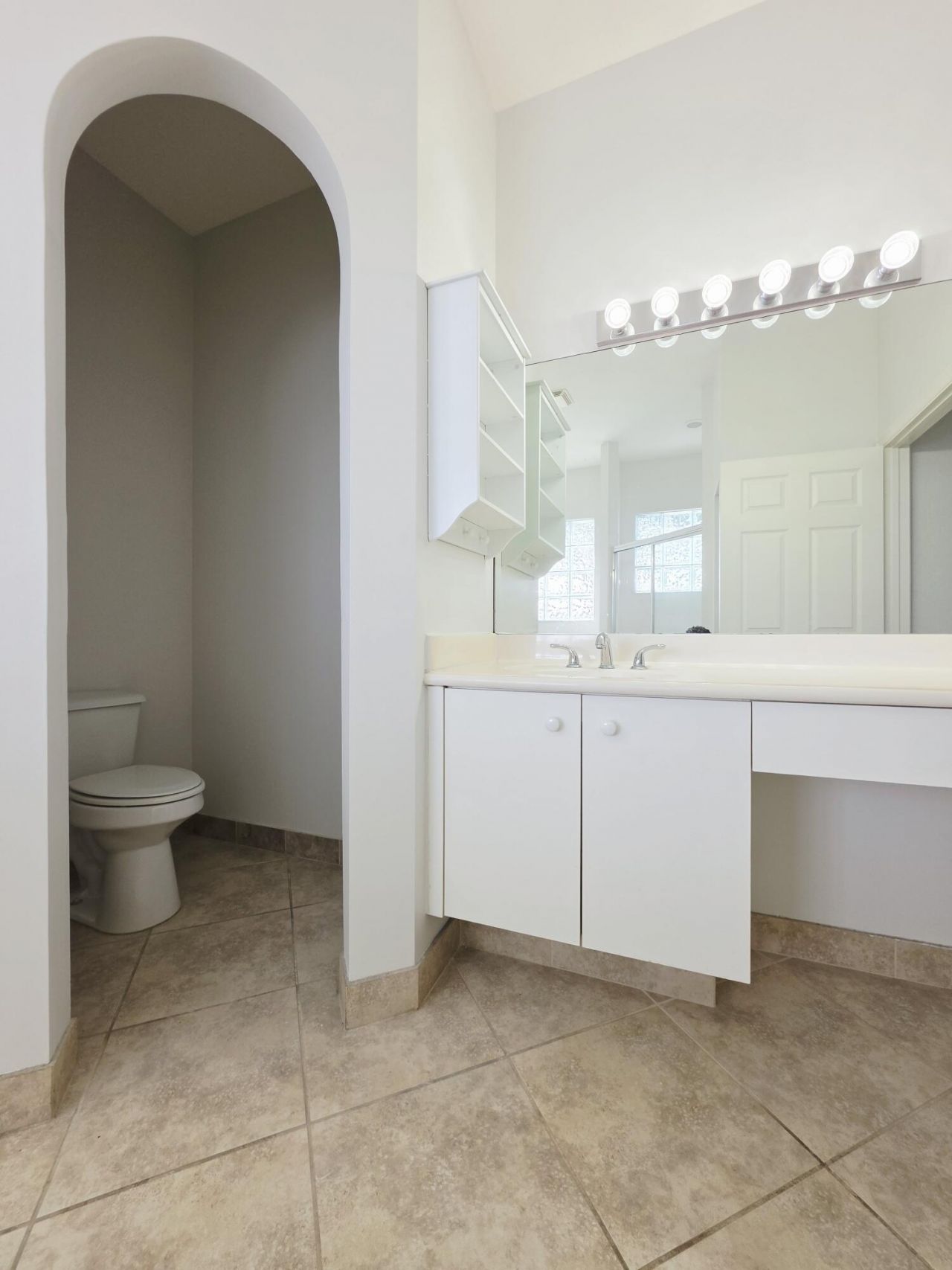 2400 Kemps Bay, West Palm Beach, FL 33411 Photo