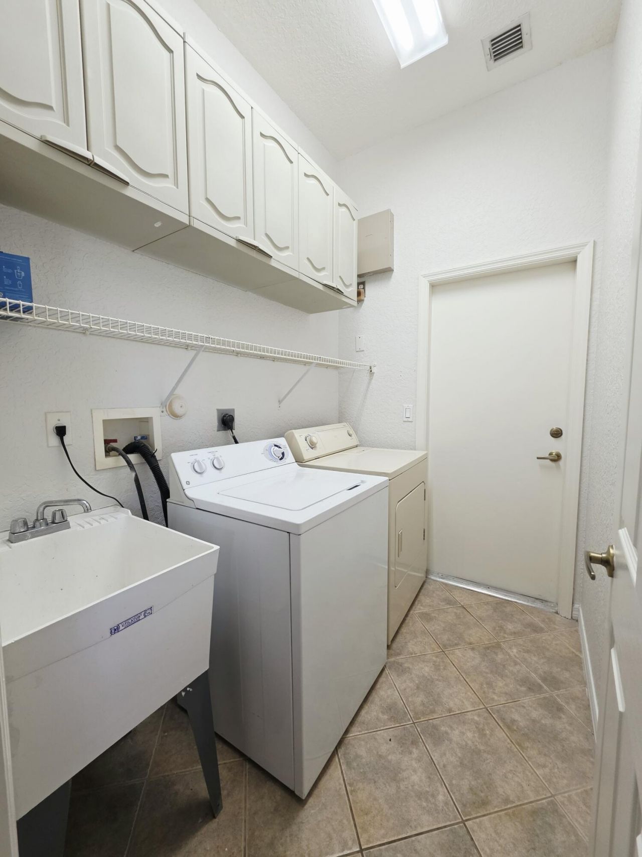 2400 Kemps Bay, West Palm Beach, FL 33411 Photo