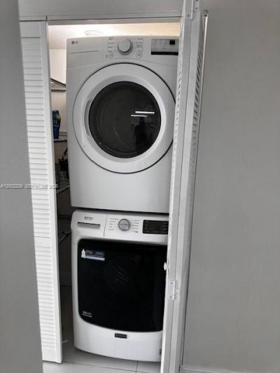 9189 Fontainebleau Blvd , Unit 510, Miami, FL 33172 Photo