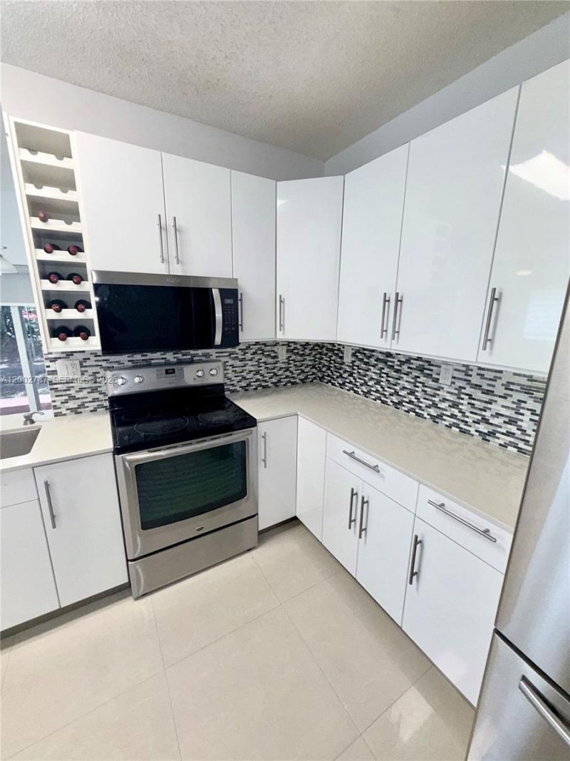 1704 SW 101st Ter , Miramar, FL 33025 Photo