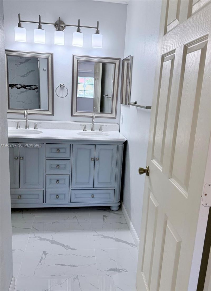 1704 SW 101st Ter , Miramar, FL 33025 Photo