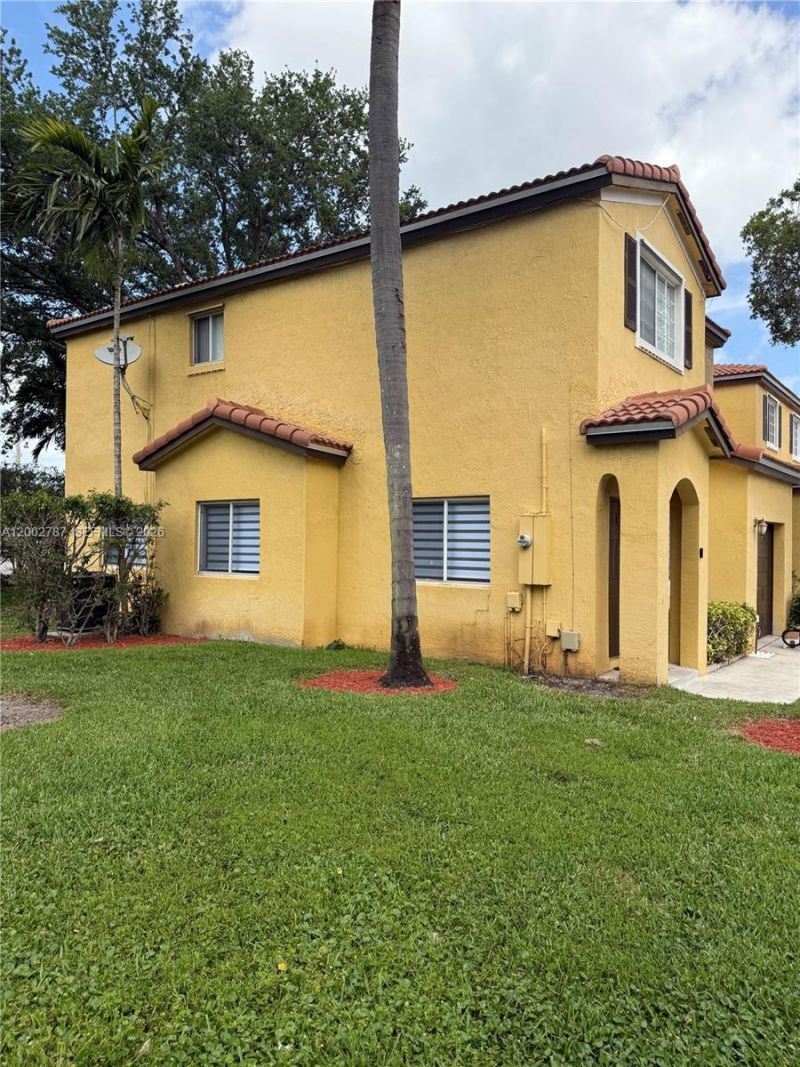 1704 SW 101st Ter , Miramar, FL 33025 Photo