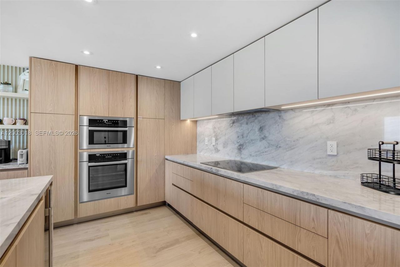 151 Crandon Blvd , Unit 1002, Key Biscayne, FL 33149 Photo