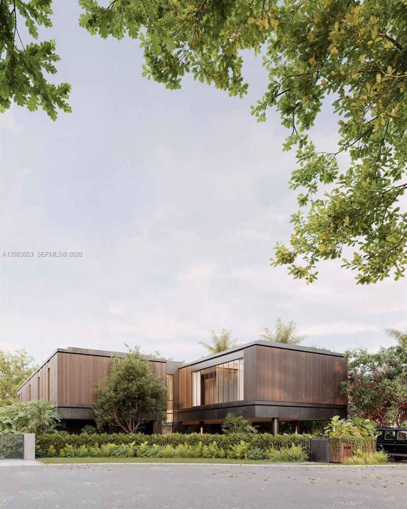 1110 NE 84th St , Miami, FL 33138 Photo