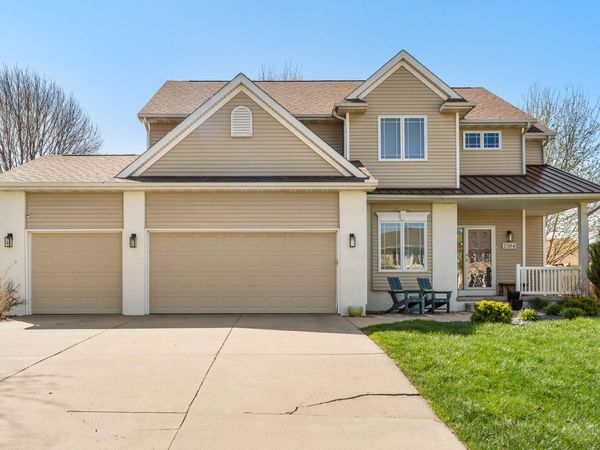 2584 NW 158th Street, Clive, IA 50325