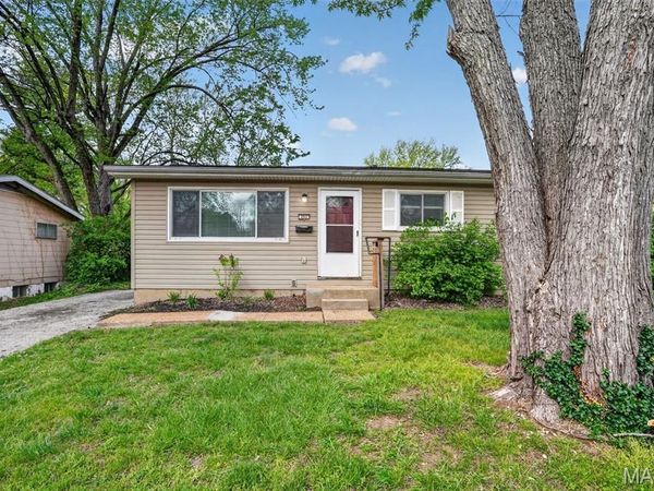 253 Elmdale Drive , Ferguson, MO 63135