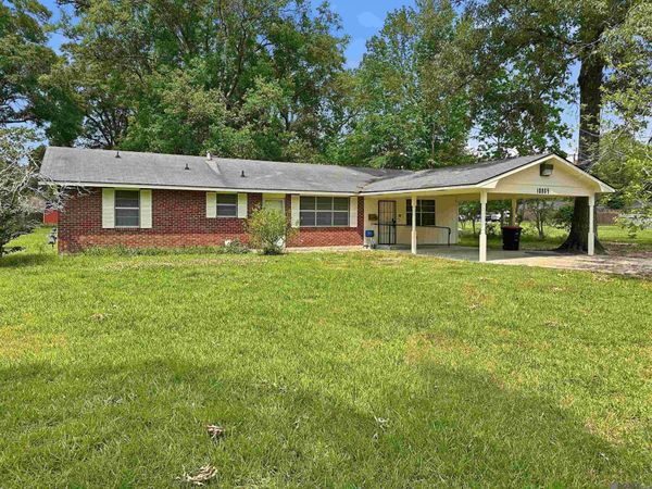 10865 White Oak Dr, Baton Rouge, LA 70815