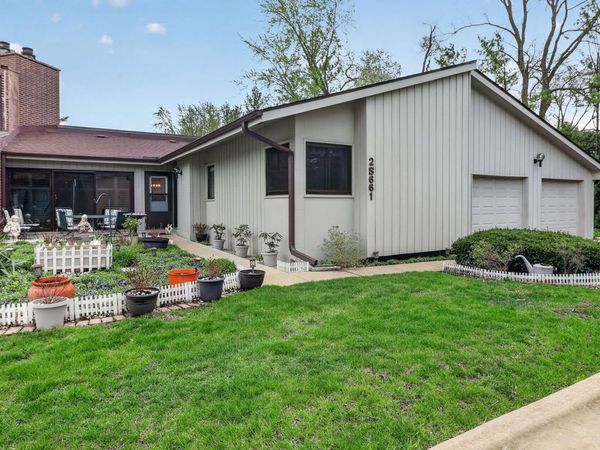 2S661 Marie Curie Lane , Warrenville, IL 60555