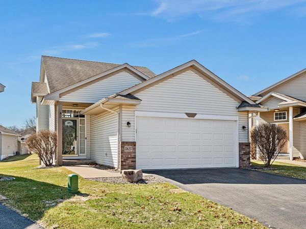 5825 Forest Boulevard Trail, Wyoming, MN 55092