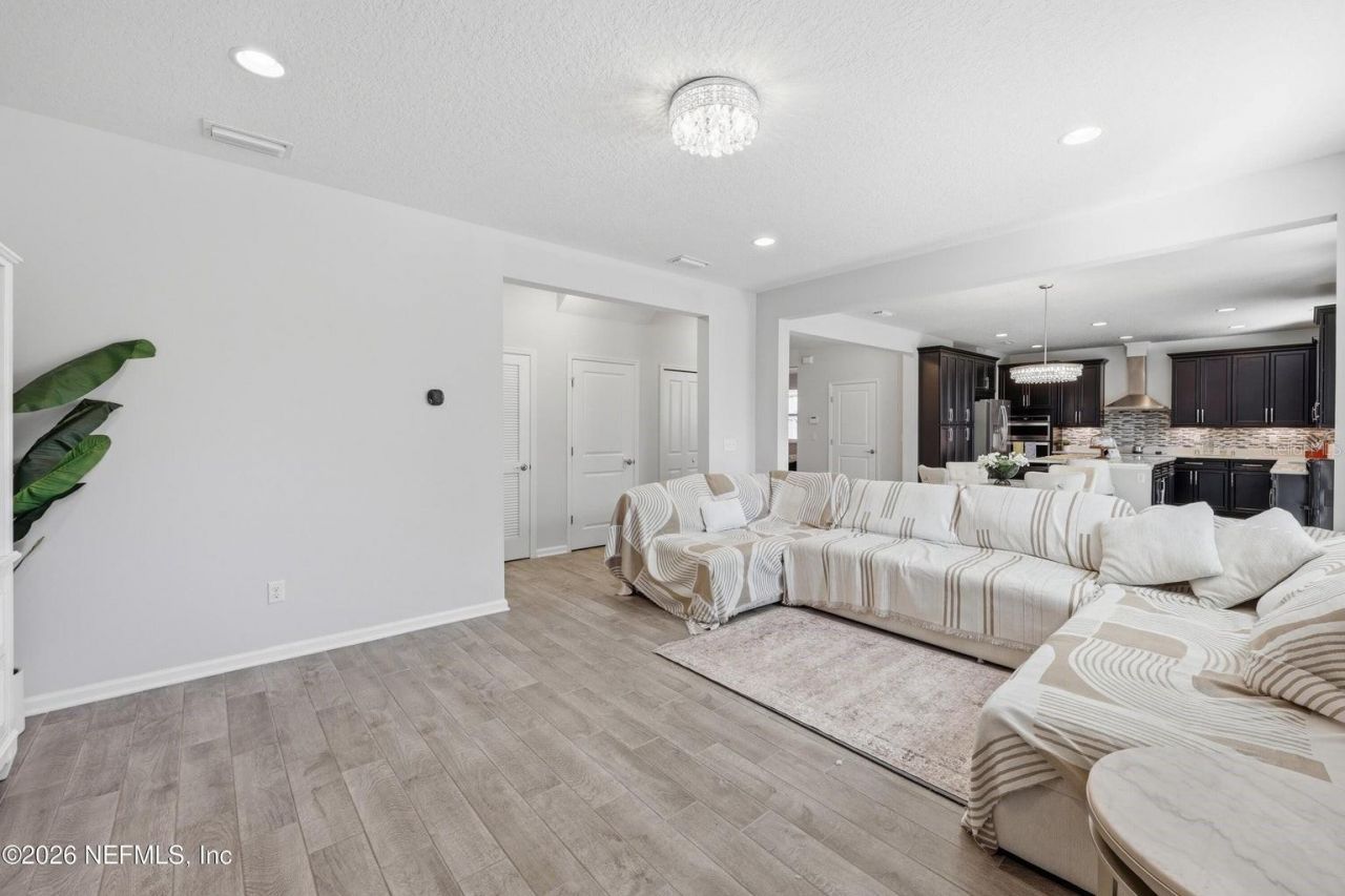 6946 Azalea Grove Drive , Jacksonville, FL 32258 Photo