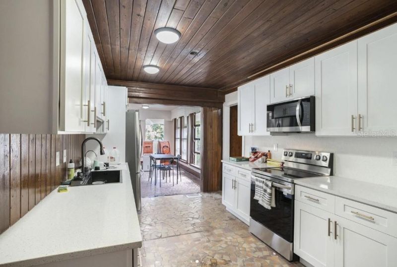 11630 79th Avenue , Seminole, FL 33772 Photo