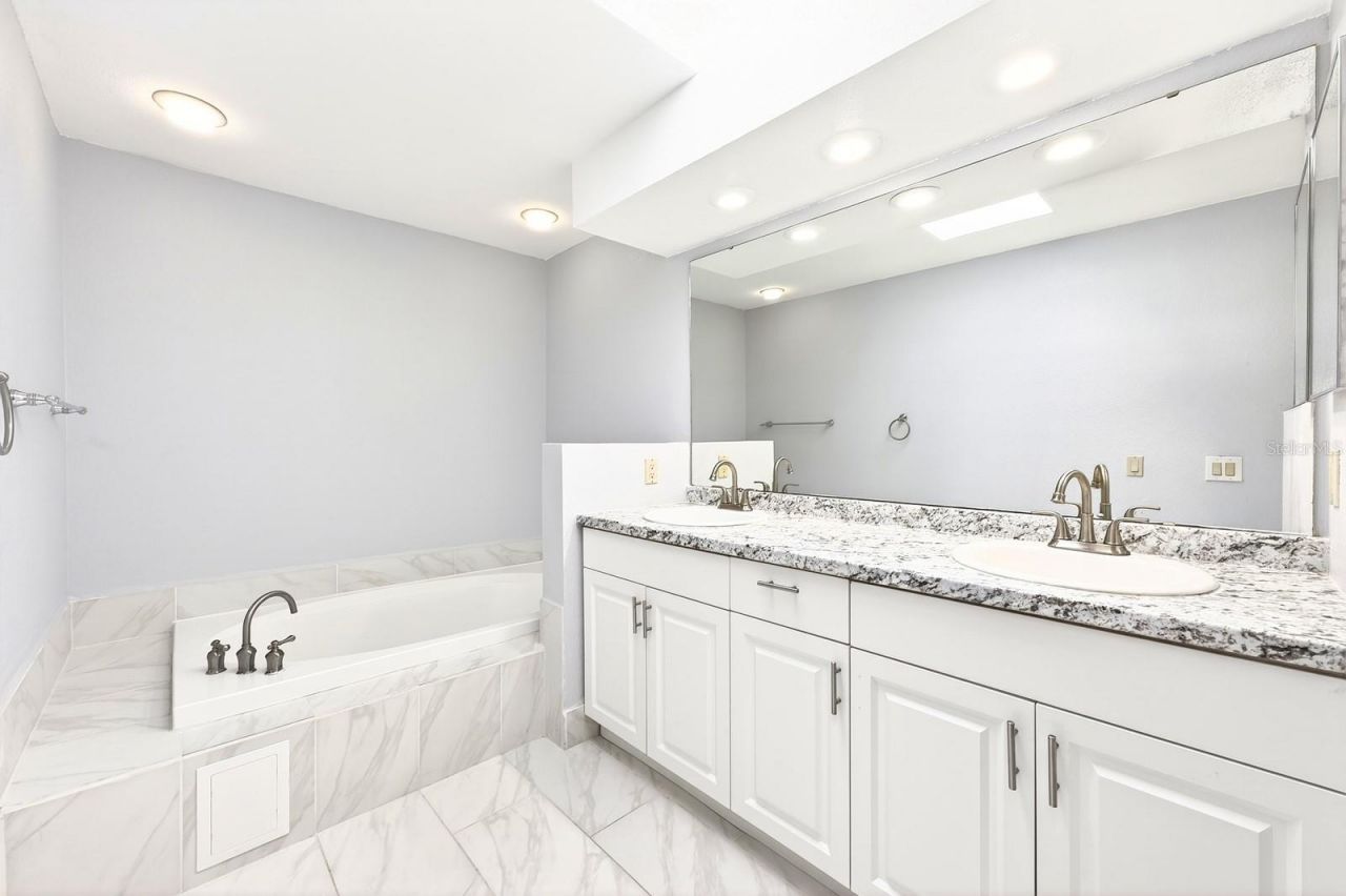 6103 Crystal View Drive, Orlando, FL 32819 Photo