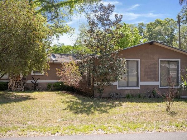 717 NW 253RD STREET , NEWBERRY, FL 32669