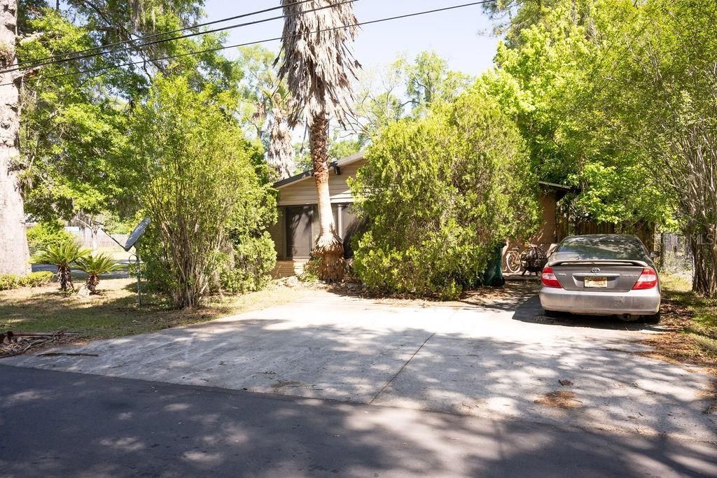 717 NW 253rd Street , Newberry, FL 32669 Photo