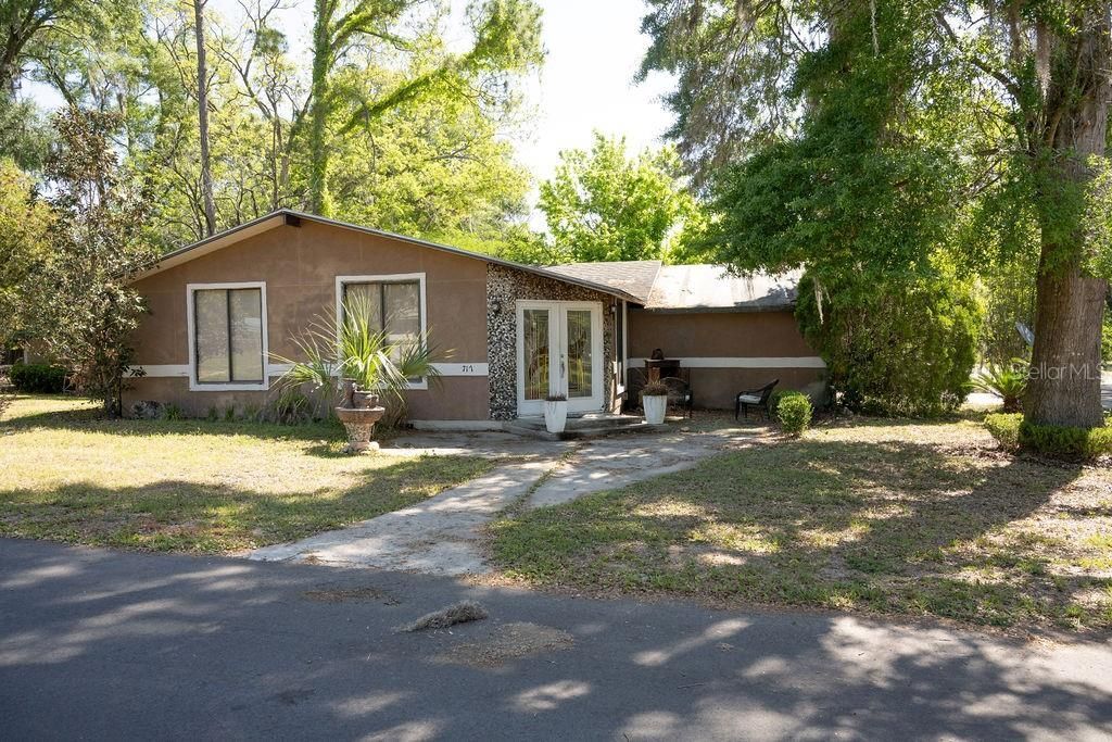 717 NW 253rd Street , Newberry, FL 32669 Photo